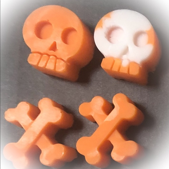 SOLD -Skull Spa Set (Pumpkin Spice) - Picture 2 of 7